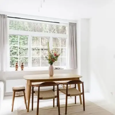 High-end 3BDR apartment @ city center