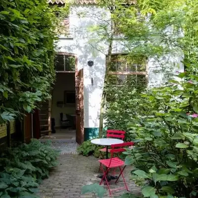 Carriage House in quiet ecological garden