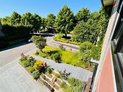 an overhead view of a garden with flowers and plants at Town house with garden - 1 room with shared bathroom in Brussels