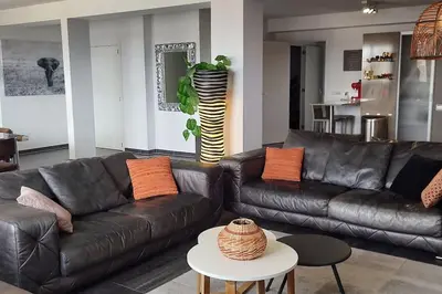 Gallery image of Schitterende loft met gratis parking, vlakbij Antwerpen in Antwerp