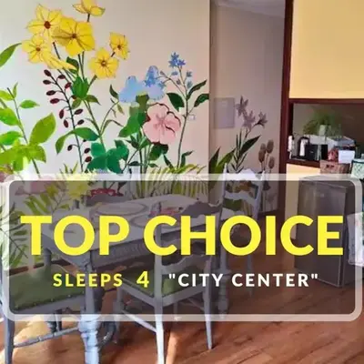 Charming 18th Century Gem in the Heart of Old Town