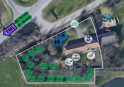 a map of a yard with green frisbees at Pop-Up camping close to festival - Ganzendrieshoeve in Rumst
