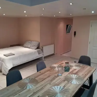 House near Forest 125 m² for 6 guests