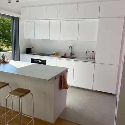 Modern & Cozy Apartment near Tomorrowland- Sleeps 4