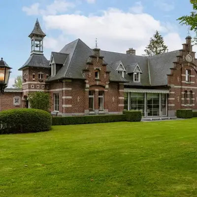 Villa Gentbos - currently 15beds 3bathrooms - from june 2026 up to 21beds 6bathrooms