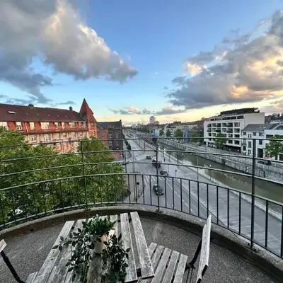 Sleep & Explore Brussels