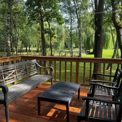 Holiday House Nature