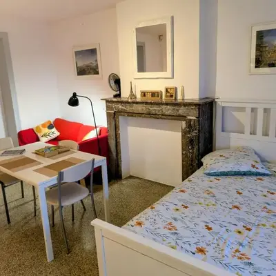 Central and convenient studio near supermarkets and public transports