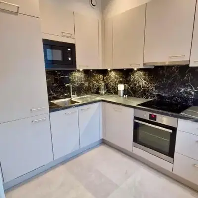 Modern cozy flat close to Attractions & Transport