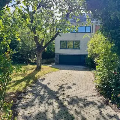 3BR Villa with Big Garden