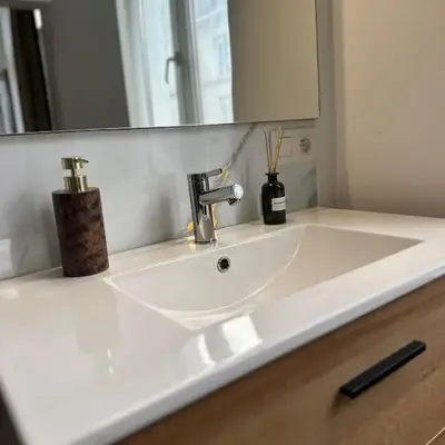 Lovely 1BR & 1LR Apartment