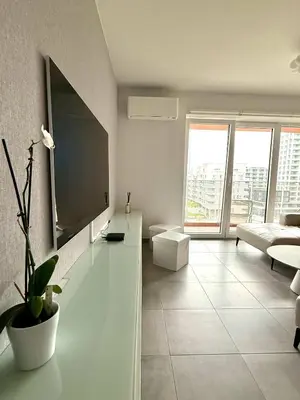 Gallery image of Cosy flat for 2pers 5 min from Gare du Midi by transport in Brussels