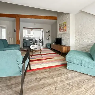 Charming Entire Apartment in Saint-Gilles
