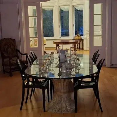 Brussels' Premier Parkside Residence