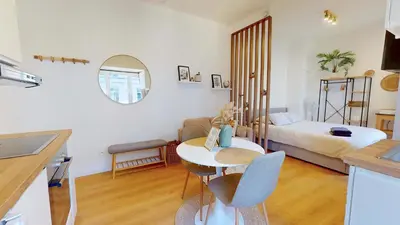 Gallery image of studio centre Bruxelles avec grand balcon pour 2personnes in Brussels
