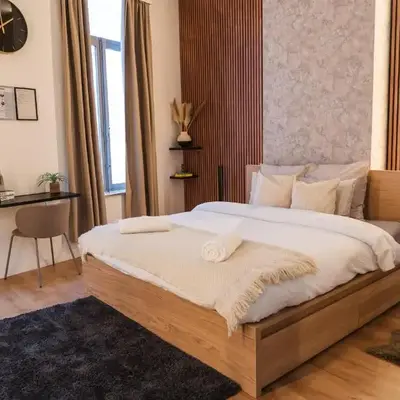 5BR Apartment in the Heart of Ghent for Groups