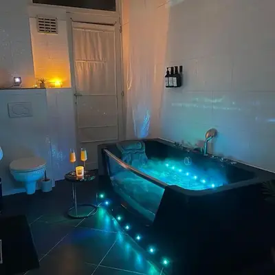 Beautiful condominium with jacuzzi