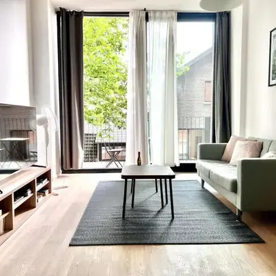 Bright Modern Loft in Central Brussels for 4