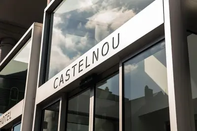 a building with a sign that reads caselinephrine at Castelnou Aparthotel in Ghent
