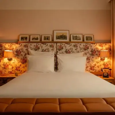9Hotel Chelton
