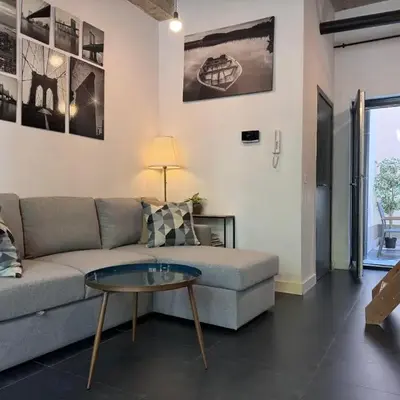Modern cozy studio with backyard