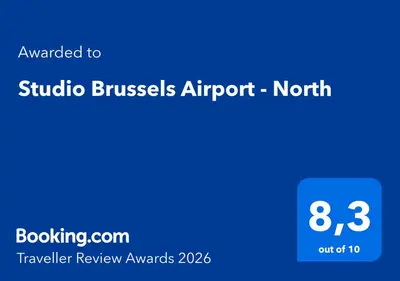 a screenshot of a cell phone with a blue screen at Studio Brussels Airport - North in Zaventem