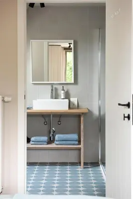 a bathroom with a sink and a mirror at B&B Hof Beygaert in Aalst