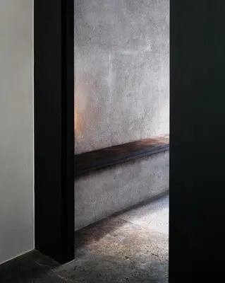 an open door to a room with a window at Shelter 7 in Ghent