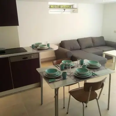 Comfortable Apartment in Waterloo with Jacuzzi - 78m²