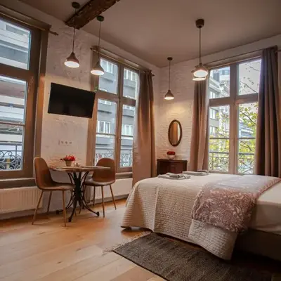 Luxury Suites Meir by Rikas Hotels