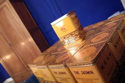 three boxes stacked on top of each other at Atlas B&B in Ghent