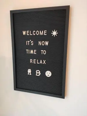 a sign that says welcome it is now time to relax at Villa Chill in Scherpenheuvel-Zichem
