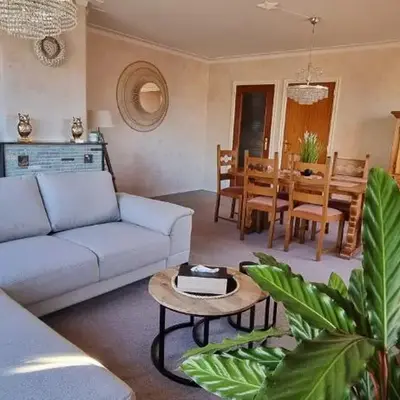 SUPERB FLAT WITH 3 BEDROOMS PARKING AND BALCONy