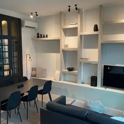 Historic 3 Bedroom Art-Nouveau Apartment with Airconditioning - Walk to Station Gent Sint-Pieters & Close to City Centre